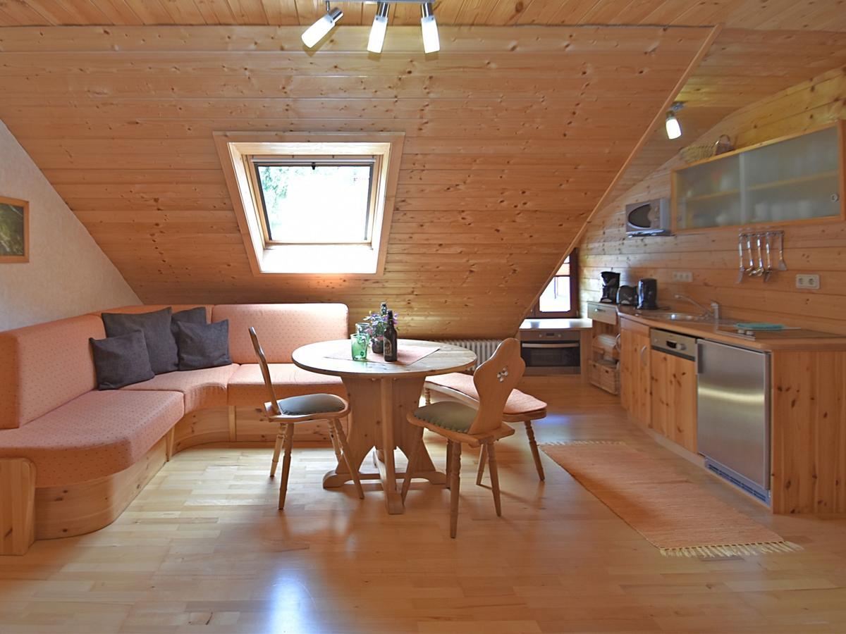 Quaint Farmhouse In Langenbach Near The Lake Esterno foto